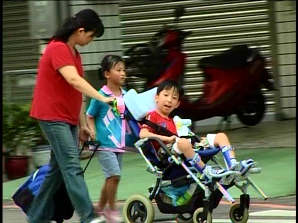 東東的笑  (標題圖檔)